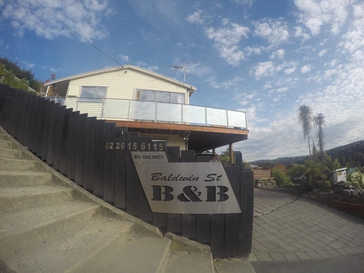 Sleep On The Steepest Street In The World! Bed and Breakfast Dunedin Buitenkant foto